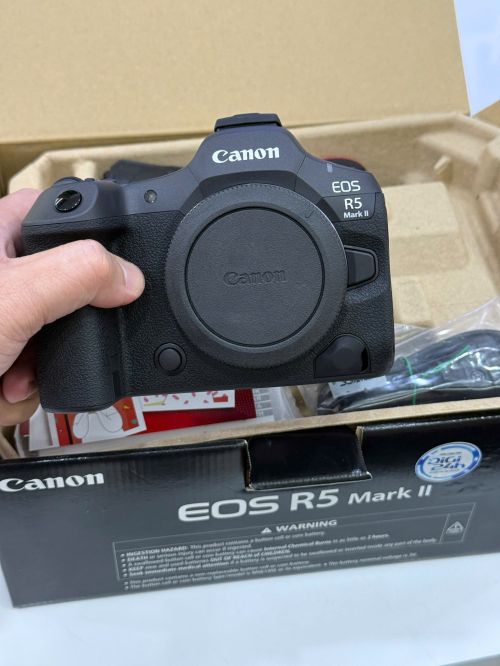 imagen de Canon EOS R5 Mark II, Canon EOS R3, Canon R5 con id 34412